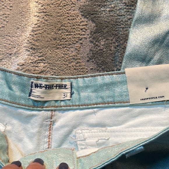 WE THE FREE Lap Of Luxury Barrel Cargo Jeans. NEW - Picture 2 of 6